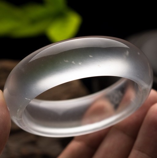 水沫玉对人体有害吗?为何它能成为翡翠行业中的"刺客"