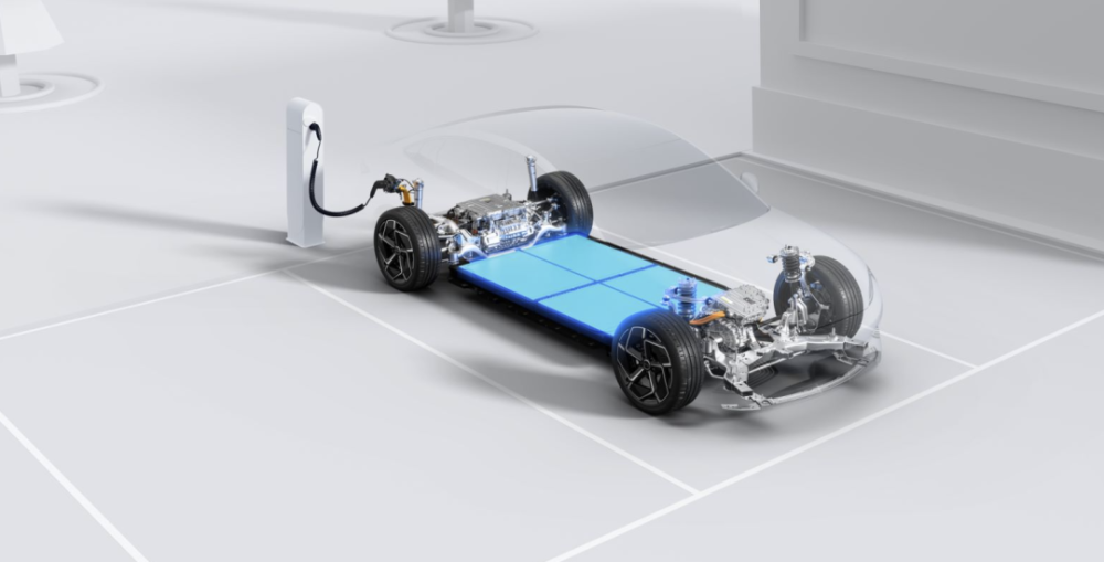 2022年上半年，特斯拉在美国电动汽车市场保持主导地位