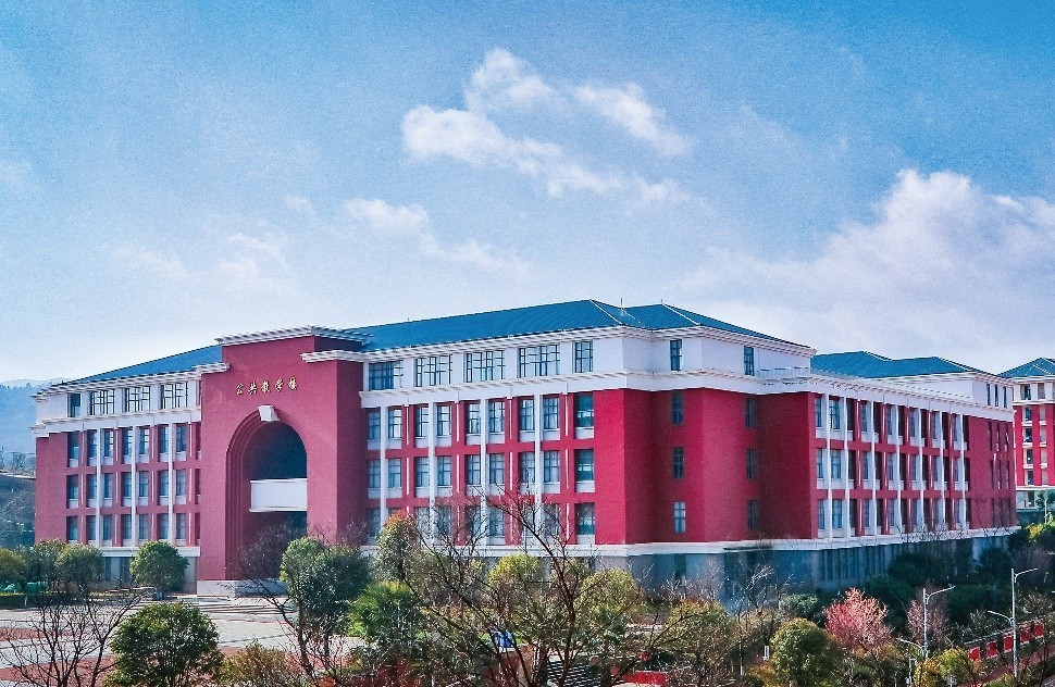 不负青春不负韶华绽放津桥芳华昆明理工大学津桥学院学生活动实记