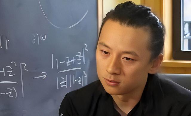 12岁进入中科大,31岁成为哈佛教授,物理天才尹希最终选择了美国