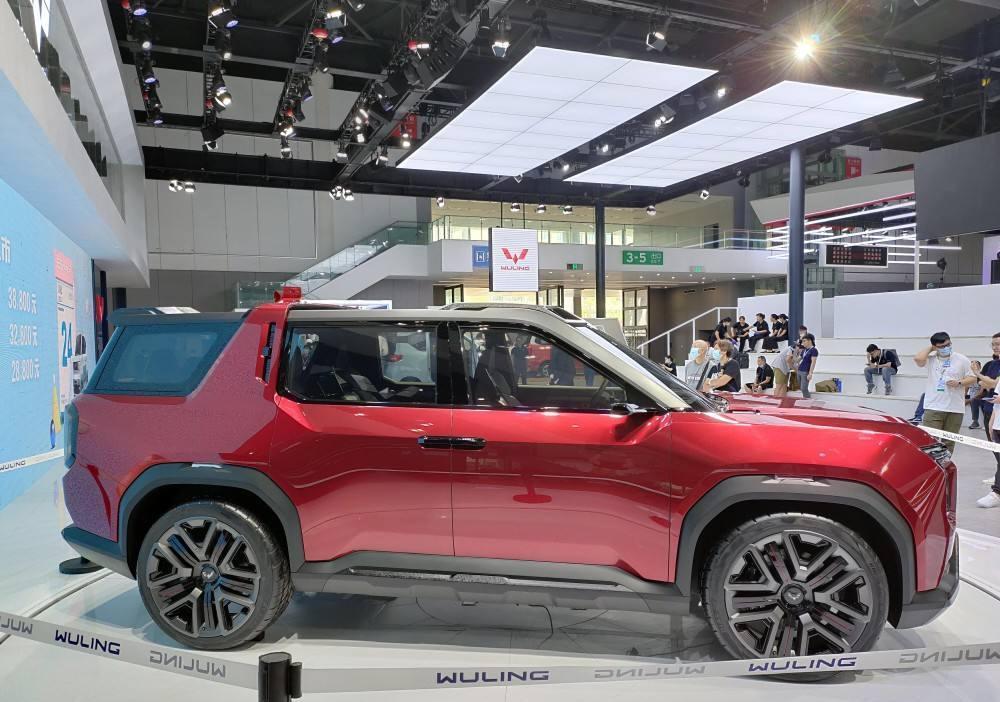 五菱宏光侠即将量产8万起步采用对开门比路虎卫士霸气