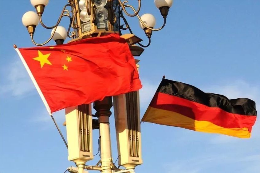德国反对派主席：中国是德国的重要贸易伙伴，立刻停止对华经济战海油孙大陆