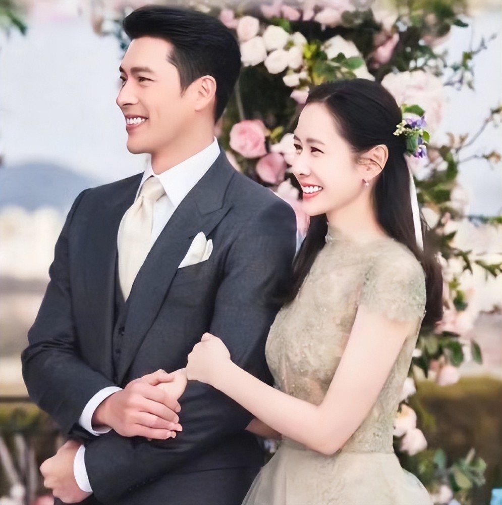 8月已有5位星二代出生,阿娇前夫三婚才半年,55岁男星首次当爸爸_腾讯