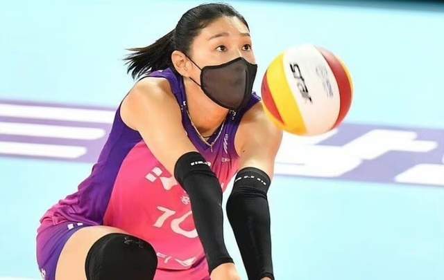 金软景重返赛场,41岁副攻拿到200万奖金_腾讯新闻