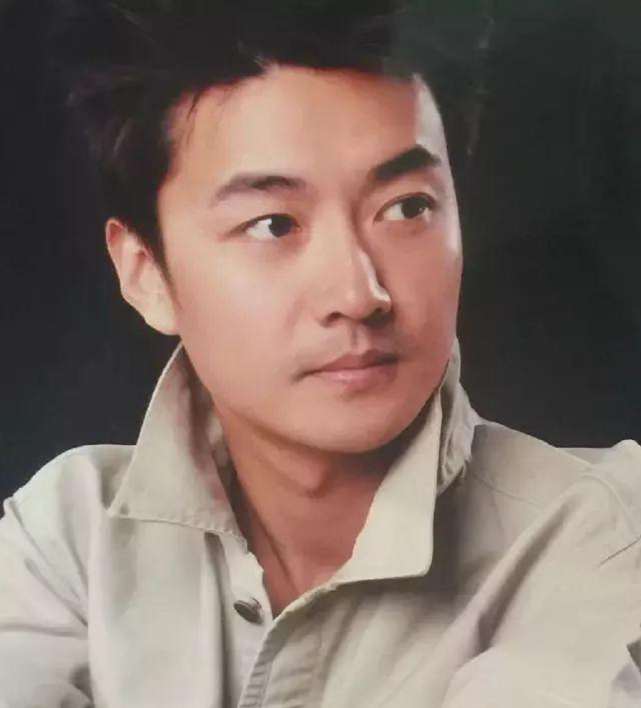 长得帅,有演技,戏红人不红,演员李进荣的个人魅力有多强?