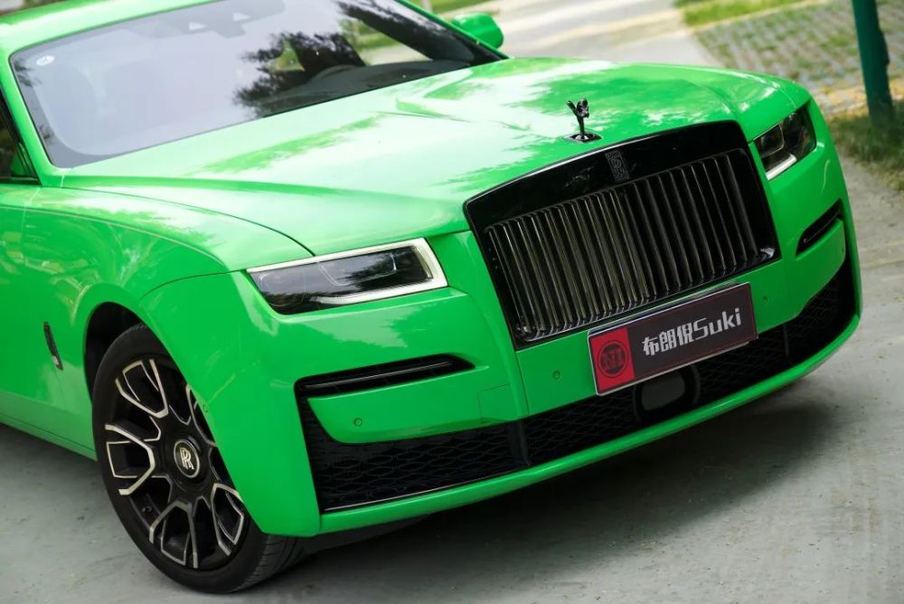 年轻人的第一台劳斯莱斯:古思特bb台风绿_腾讯新闻