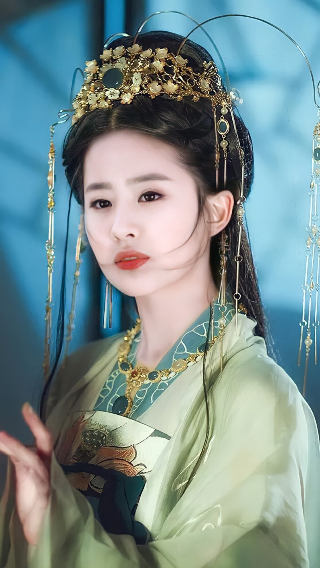 刘亦菲,20年后还是神仙姐姐!
