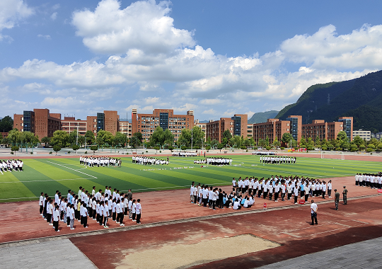 东宁市绥阳镇绥阳中学图片