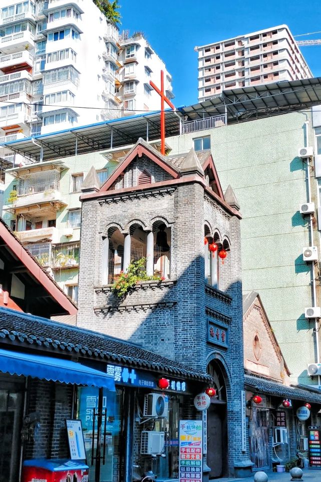 扫街串巷,只为尽力留下遂宁老城的模样!