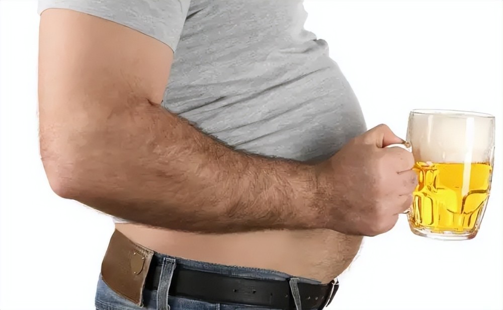 1药网为什么男人到了一定年龄就有啤酒肚其实和啤酒关系真不大