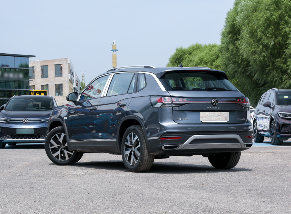 大众探岳中期改款来了外观变化不大内饰全新升级