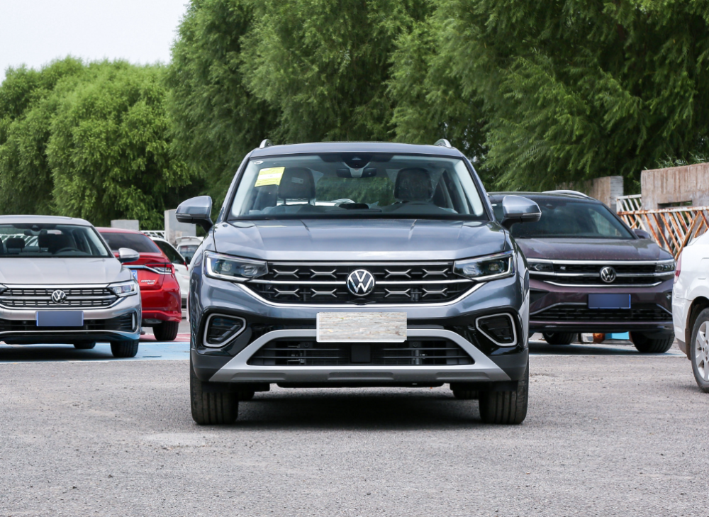 大众探岳中期改款来了外观变化不大内饰全新升级