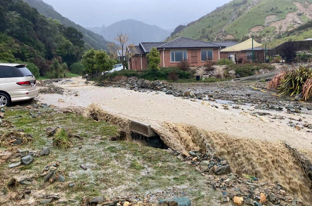 新西兰南岛发生洪灾