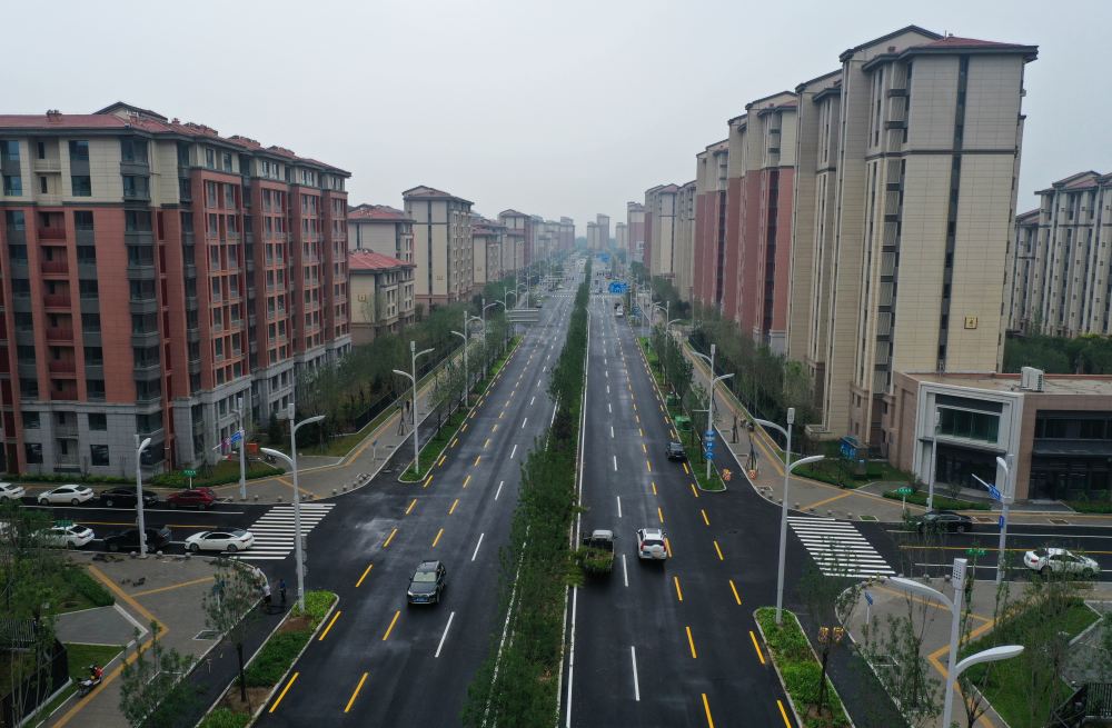 这是雄安新区雄东片区a单元安置房及配套设施项目街景(8月18日摄,无人