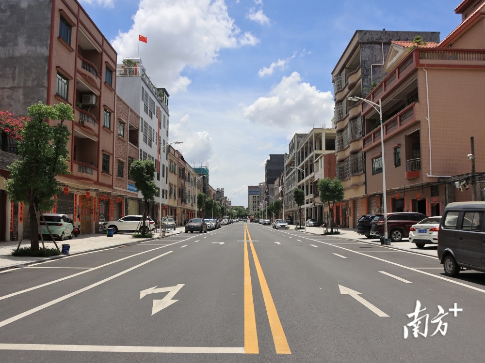 小圩镇,大魅力!企石跑出美丽圩镇建设"加速度"_腾讯新闻