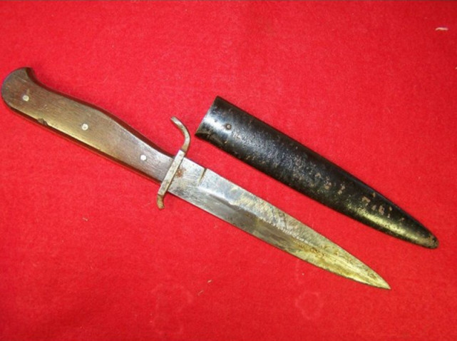 五花八门的一战战壕刀法国有一款很寒酸