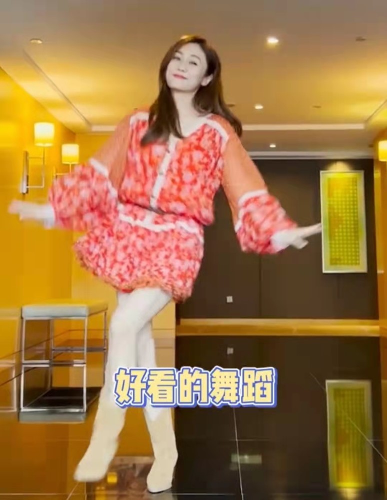 她终于可以有一段清闲日子了,刘芸选择的舞蹈配乐是《好日子》,她载歌