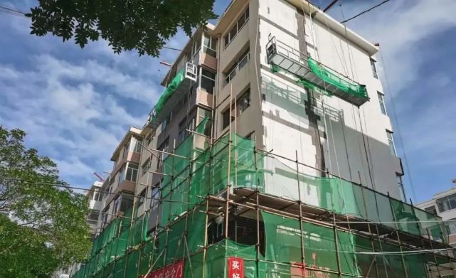 师范1,5号楼外墙保温施工林研所小区修缮后的车棚和垃圾投放站时达楼