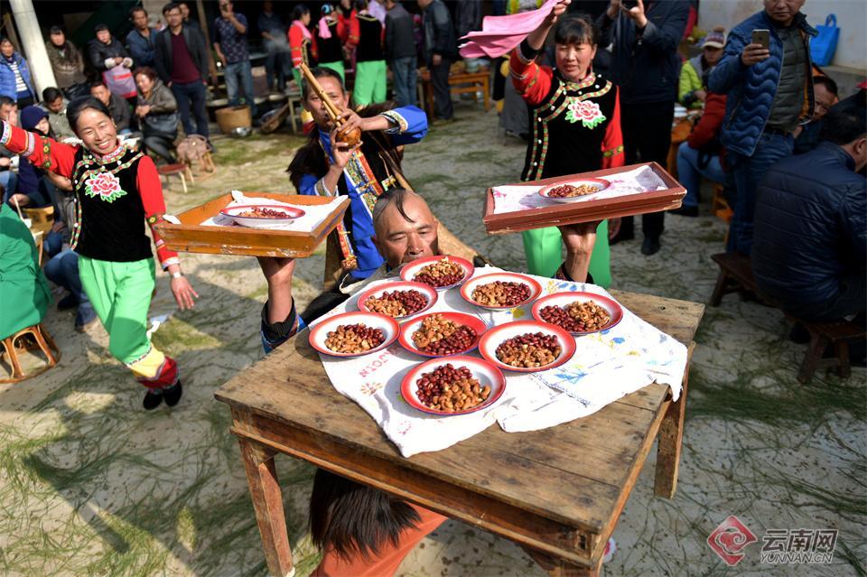 早安云南丨南涧彝族跳菜:舌尖上的民间艺术_腾讯新闻