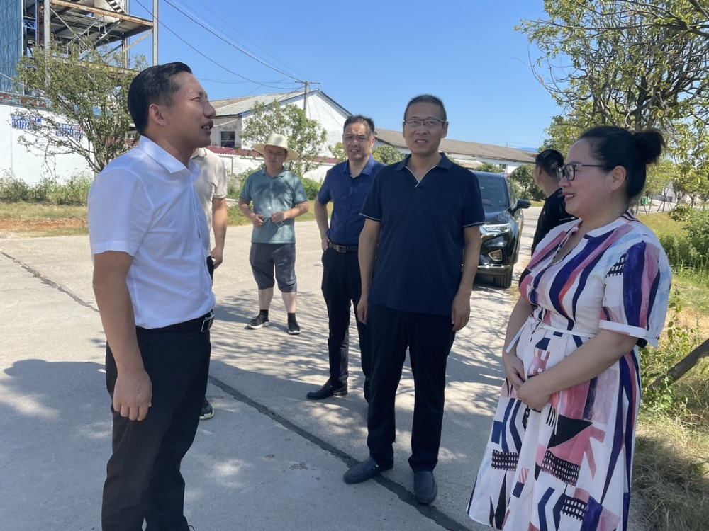 副市长吴艳平慰问一线人影作业人员