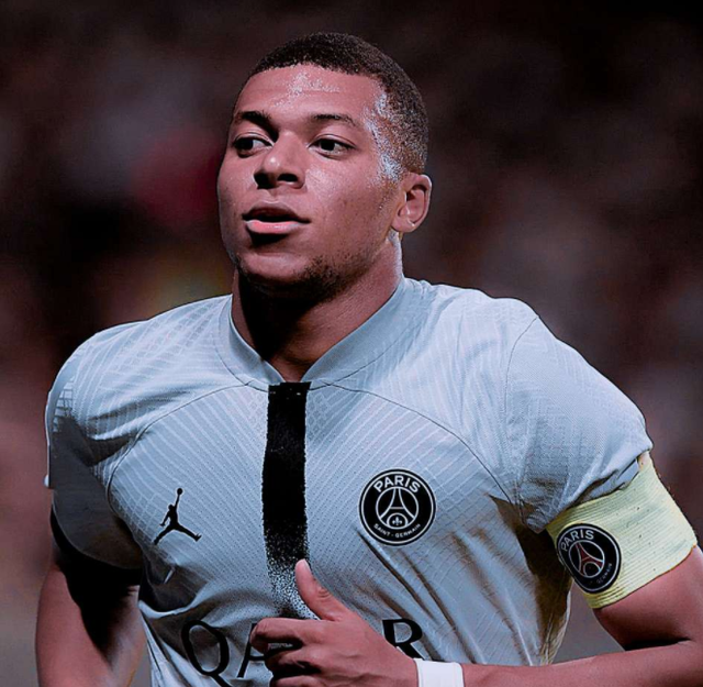 皇马逃过一劫年少成名的姆巴佩成为队内球霸要清洗阿根廷帮