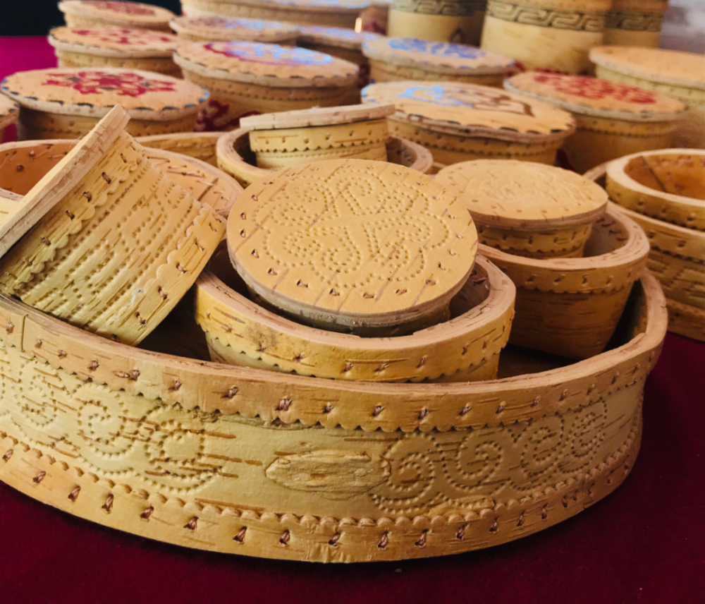 非遗丨走进鄂伦春·桦树皮制作技艺篇_腾讯新闻