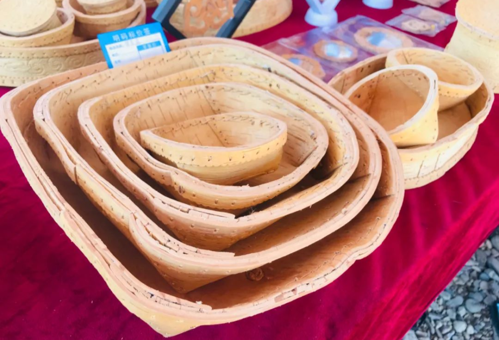 非遗丨走进鄂伦春·桦树皮制作技艺篇_腾讯新闻