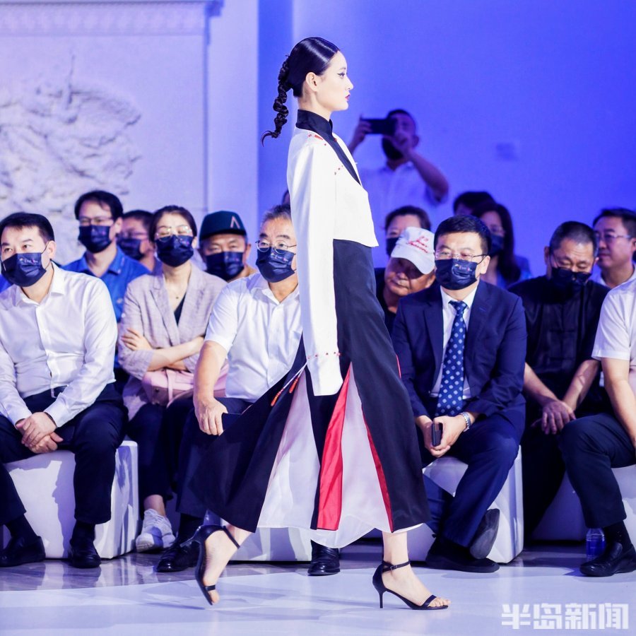 时装周系列服装_时装周系列_时装周大全