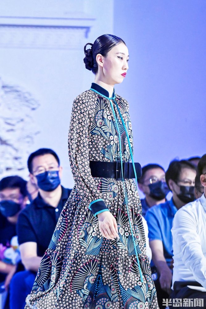 时装周系列_时装周系列服装_时装周大全
