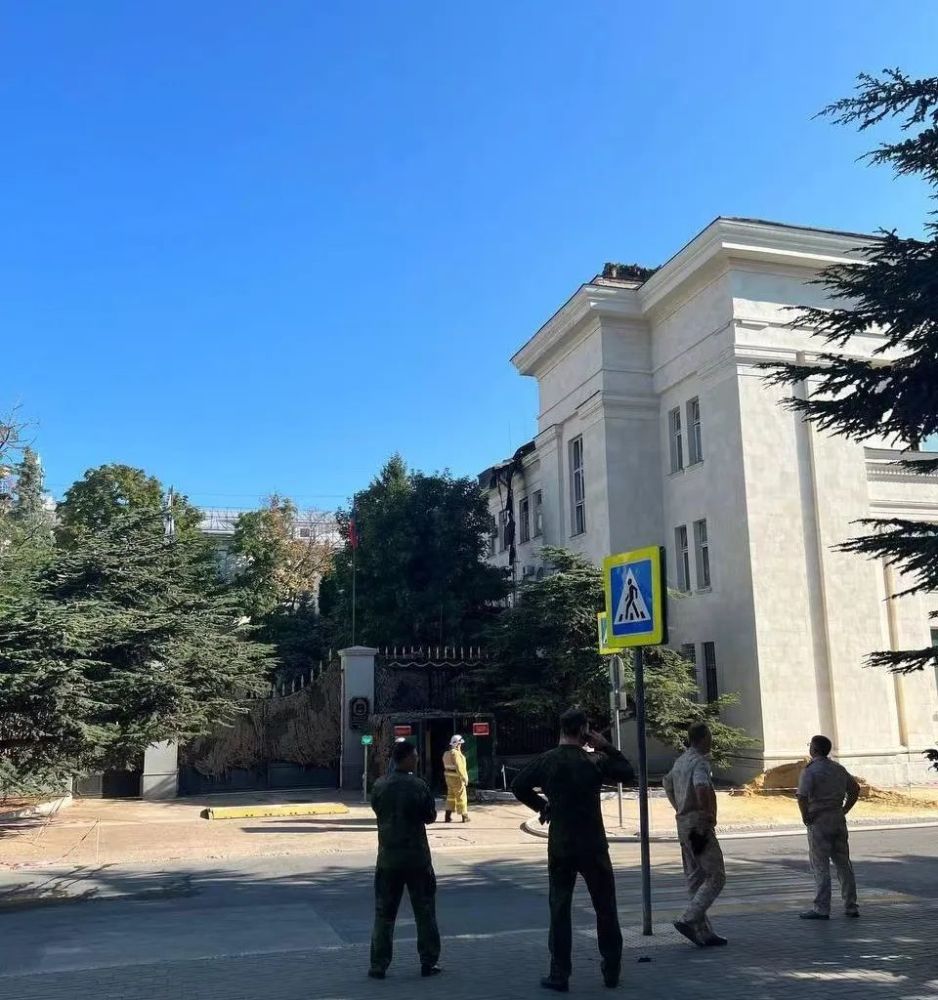 特朗普出手反击，搬出宪法让FBI进退两难，美国司法面临严峻考验