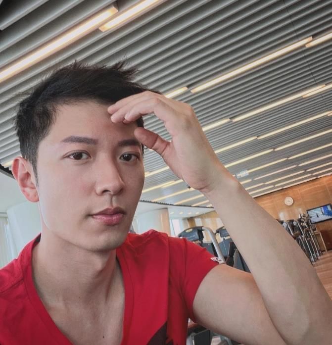 【白色强人ii】高钧贤重返tvb演技跃进 抽搐失控演出获赞到位-舞儿网