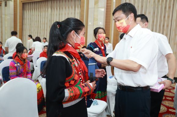 2022川籍农民工家庭留守儿童北京夏令营活动圆满结束国产成人亚洲精品青草