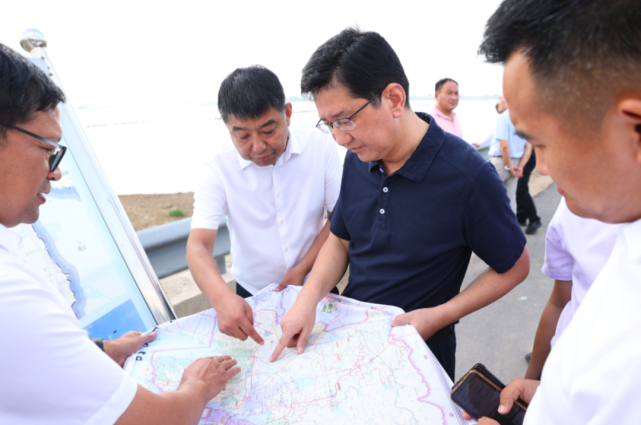 副县长张远涵等领导参加活动.