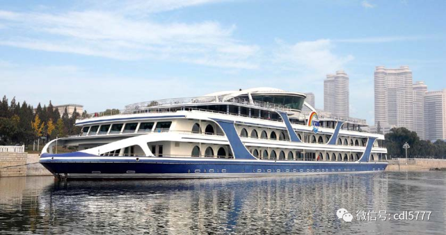 图说朝鲜|综合服务船和戏水场的故事