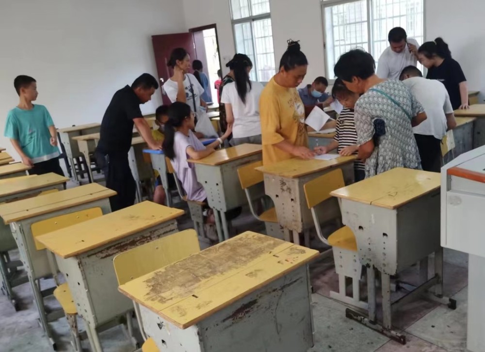 三星中学,白水中心小学合并迁至原汨罗市第四中学,新组建白水镇越江