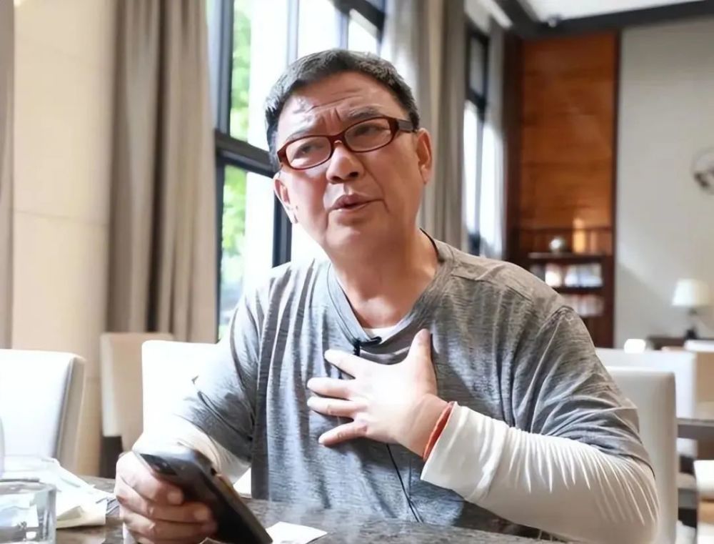 李立群被坑爹儿子称父亲已退休返台不会再为钱低头待播剧受影响