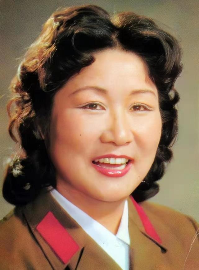 凭《马儿啊,你慢些走》爆红,被错认为刘和刚母亲,马玉涛怎样了_腾讯