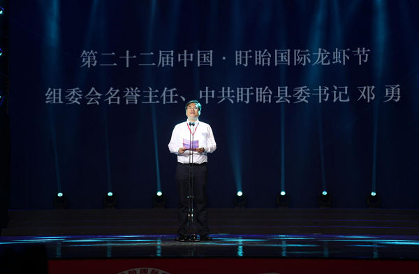 内饰延续三屏联动设计理念，北京X7Plus测试谍照曝光热心的英语