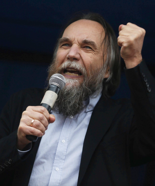 据俄罗斯当局称,右翼民族主义思想家亚历山大·杜金(alexander dugin)