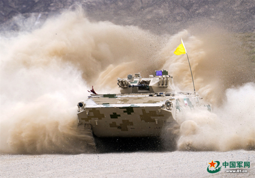 國際軍事比賽-2022丨中國創“蘇沃洛夫突擊”接力賽歷史最好戰績金牌小書童