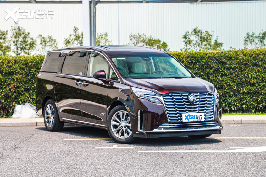 豪华持续进化 实拍23款别克gl8 es陆尊_腾讯新闻