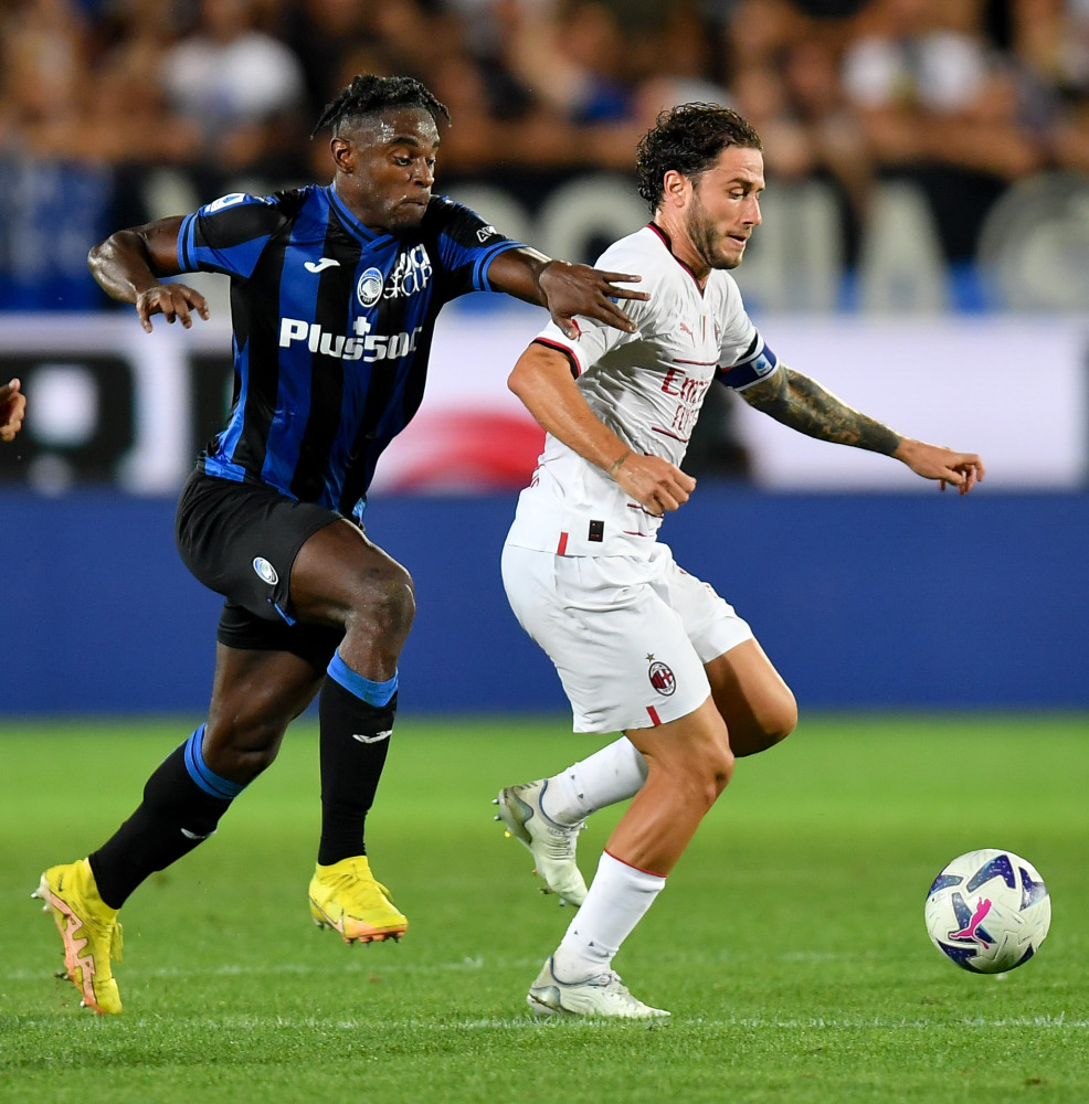 (体育)足球——意甲:ac米兰平亚特兰大_腾讯新闻