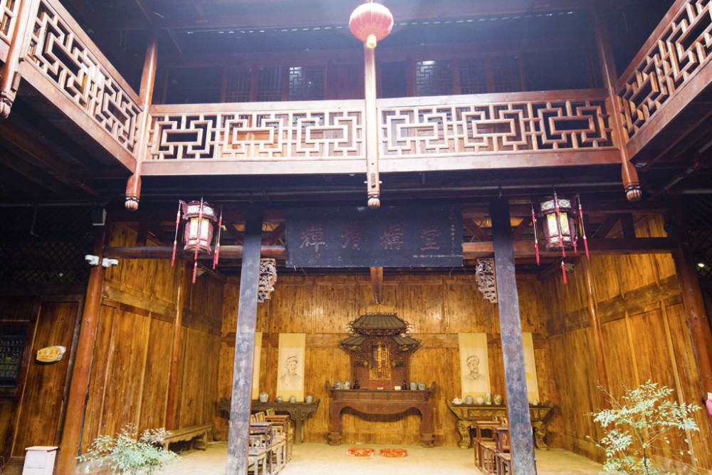 重沐巴楚遗风品味土家文化三峡地区最具魅力的民俗风情园