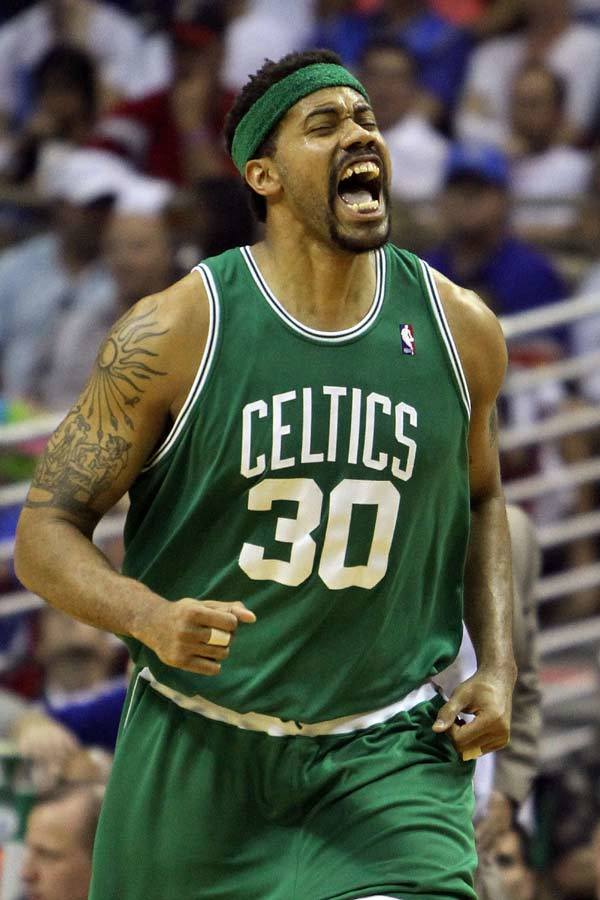 怒吼天尊拉希德华莱士