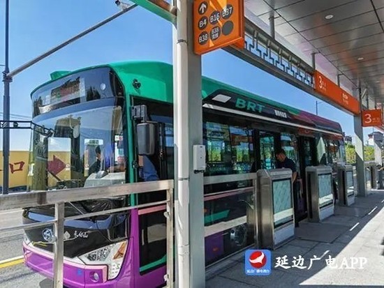 延吉市快速公交brt进行空车试运行