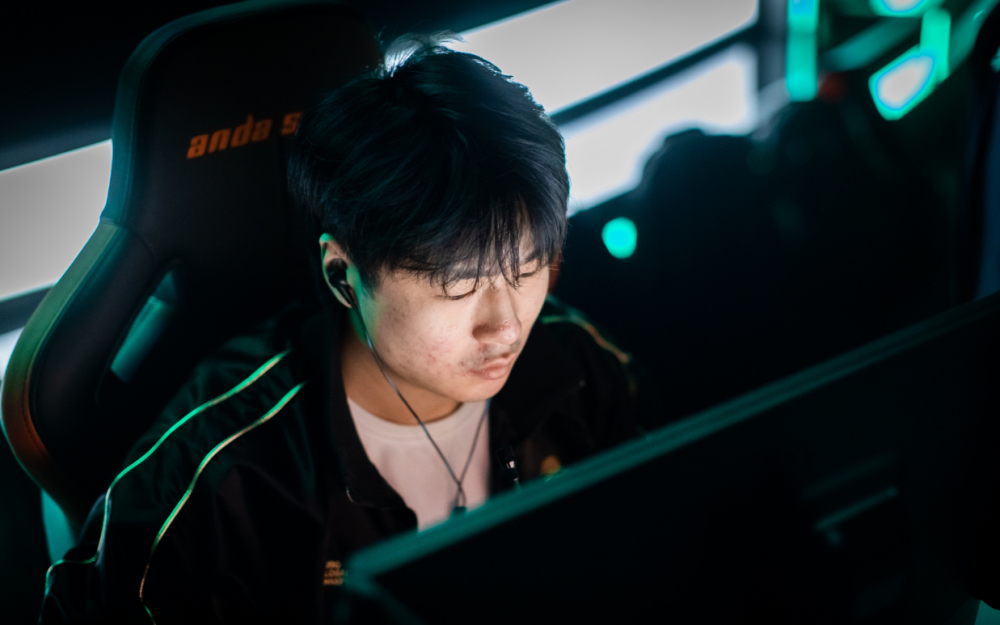 mcg散是满天星4位在役选手挺进季后赛战神木子李仍有希望争冠