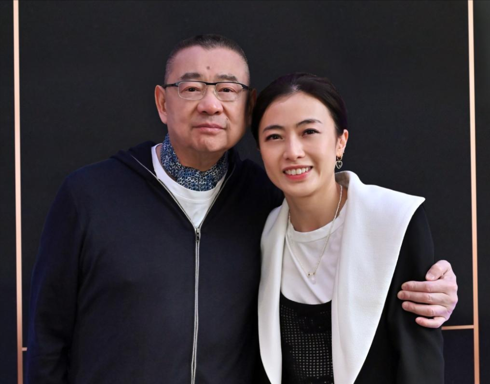 刘銮雄将天价收藏品全部赠送妻子,甘比豪掷35亿投资伦敦商业大楼_腾讯