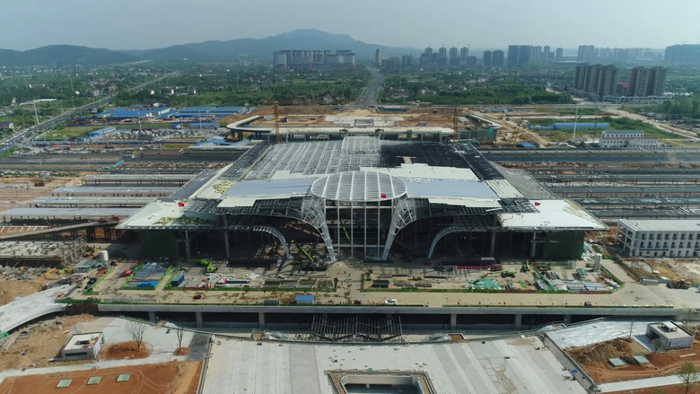 常德高铁站南广场预计年底前投入使用_腾讯新闻