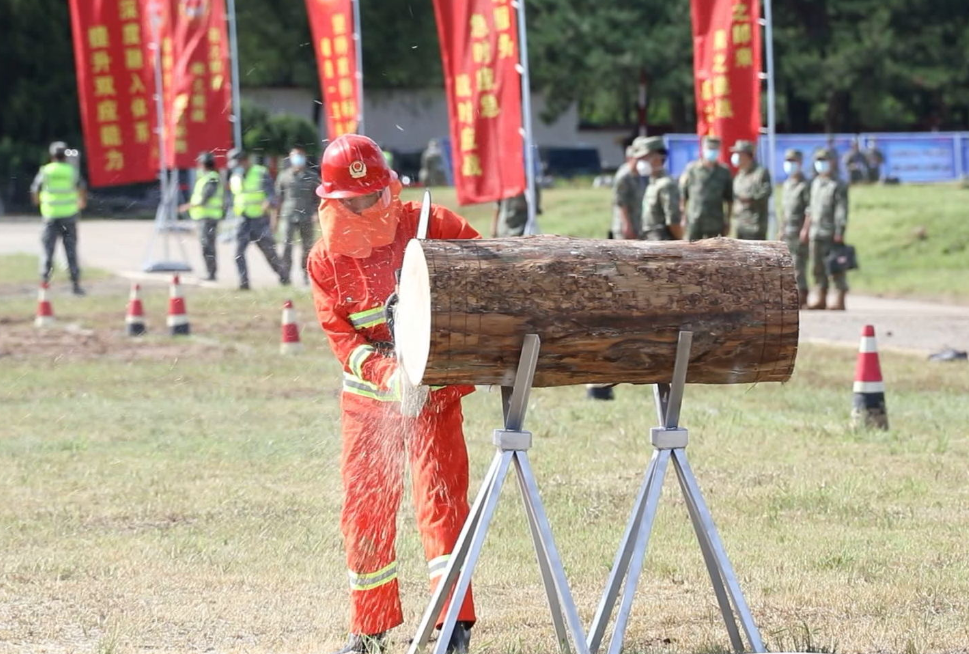 首都民兵举行比武竞赛活动_腾讯新闻