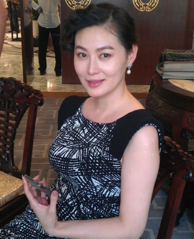 "最美潘金莲"王思懿:闪婚闪离,年近半百无儿无女孤身一人插图19